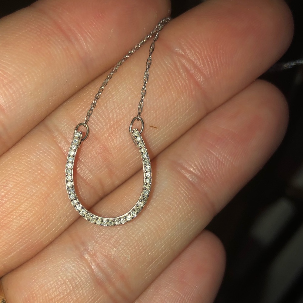 White gold diamond horseshoe necklace